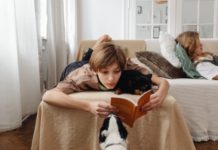 Getting Teens to Read: Local Teacher Weighs In