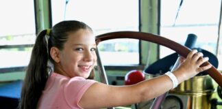 Child at museum exhbit