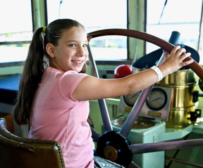 Child at museum exhbit