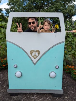 Vintage bus photo op